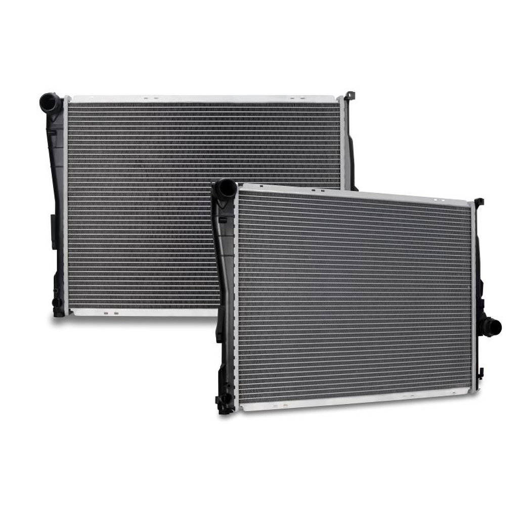 MISHIMOTO R2636-MT 2001-2005 BMW 320i 2.2L Replacement Radiator Photo-0