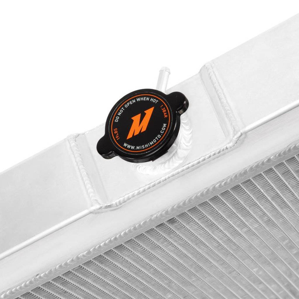 MISHIMOTO MMRAD-CHE-65X CHEVROLETChevelle 3-Row Performance Aluminum Radiator, 1968 - 1972 Photo-5