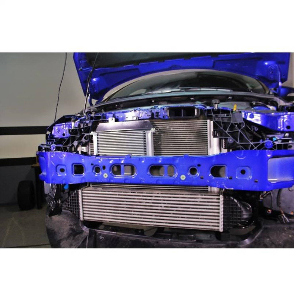MISHIMOTO MMOC-FOST-13 FORD Focus ST Oil Cooler Kit, 2013+ Black Non-Thermostatic Photo-20