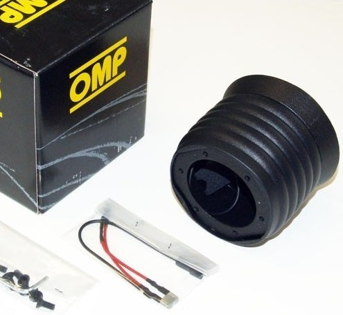 OMP OD0-1960-BM962 (OD/1960BM962) Steering wheel hub for BMW E60 SERIES 5 >2003<2010 Photo-0