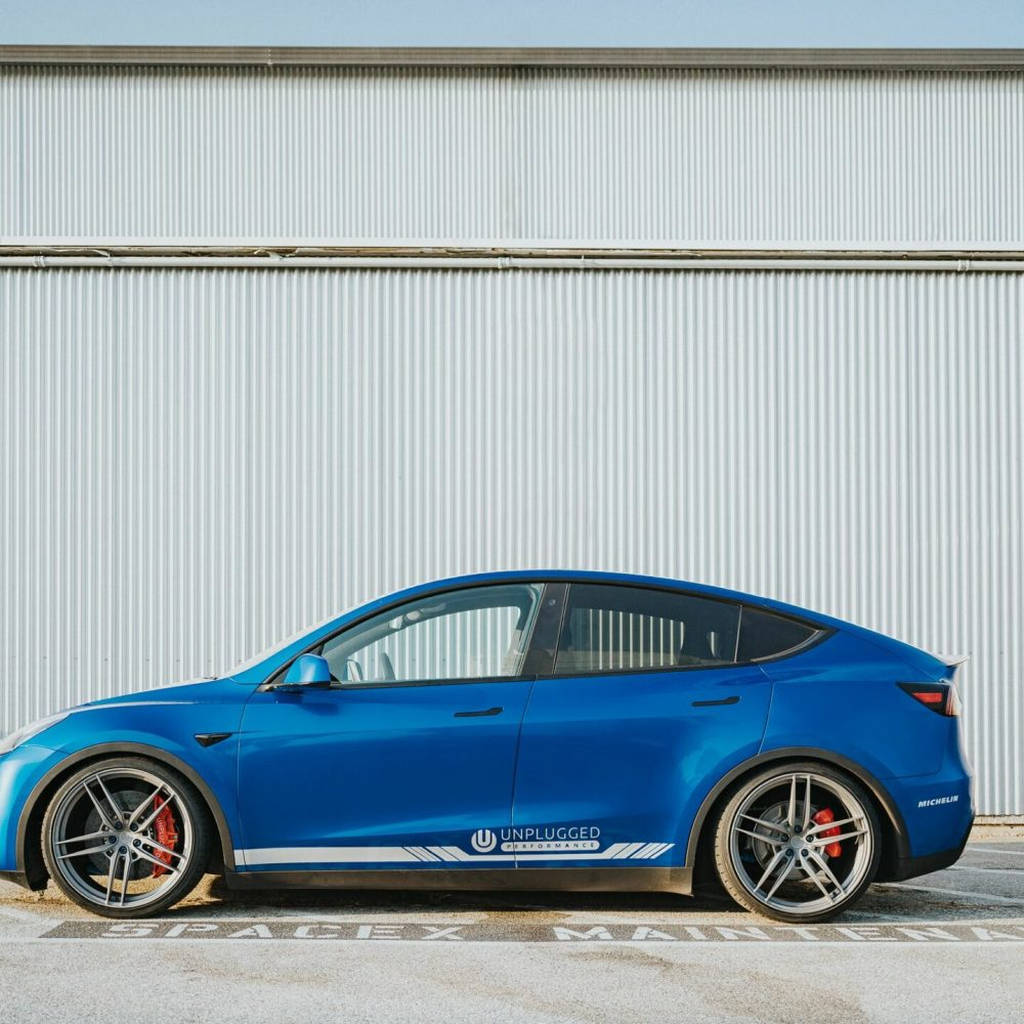 UNPLUGGED PERFORMANCE UP-MY-325-2.1 High Efficiency Trunk Spoiler, Autoclaved Dry Carbon, Satin Clear for TESLA Model Y Photo-6