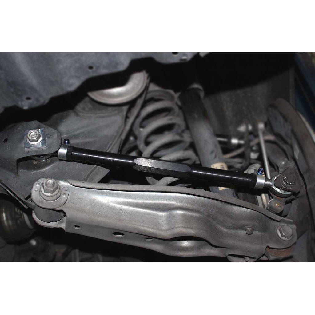 SPL PARTS SPL RTA E9X BMW E9X Rear Toe Links Photo-3