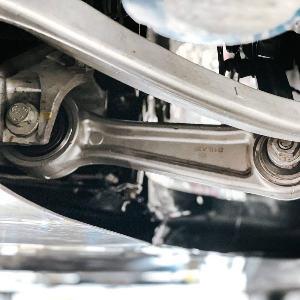 UNPLUGGED PERFORMANCE UP-MSMX-386-1.1 Front lower aft link control arms with spherical bushings left/right for TESLA Model S Plaid 2021+ Photo-8