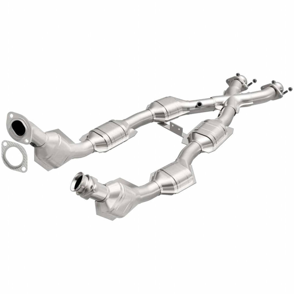 MAGNAFLOW 441115 Catalytic Converter Direct-Fit California Grade for FORD Mustang 1996-1998 Photo-0