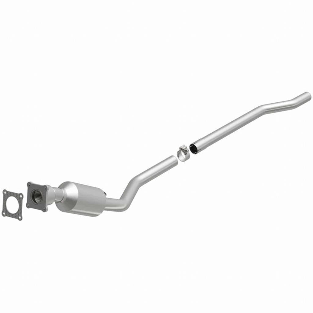 MAGNAFLOW 4451202 Catalytic Converter Direct-Fit California Grade for CHRYSLER Town & Country 2001-2003 Photo-0