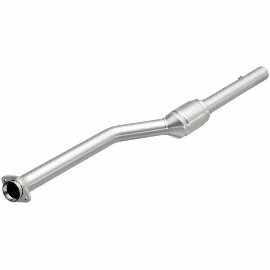 MAGNAFLOW 49786 Catalytic Converter Direct-Fit OEM Grade for BMW 540i 1999-2003 Photo-0