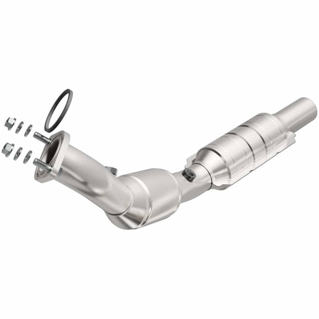 MAGNAFLOW 551673 Catalytic Converter Direct-Fit California Grade for CHEVROLET Camaro 2010-2011 Photo-0