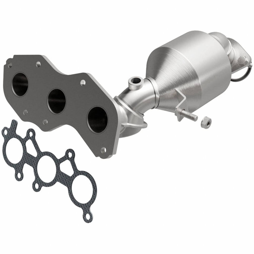 MAGNAFLOW 5582548 Manifold Catalytic Converter California Grade for TOYOTA Sienna 2011-2015 Photo-0