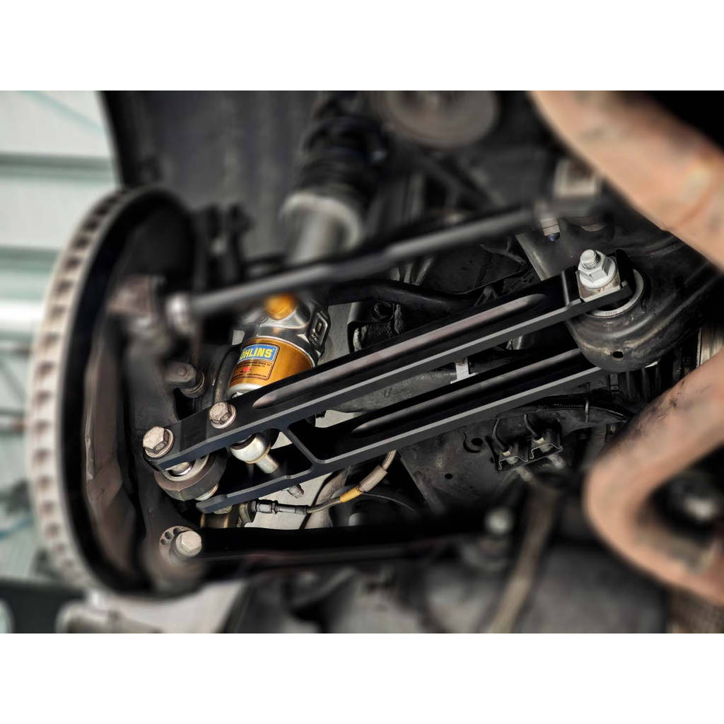 MILLWAY 90562-1 Rear Arm for BMW M3 (E90 / E91 / E92) Photo-1