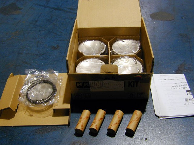 HKS 2103-RM006 Piston Kit 4G63 (forged 85.5mm) EVO 4/5/6/7/8/9 Photo-0