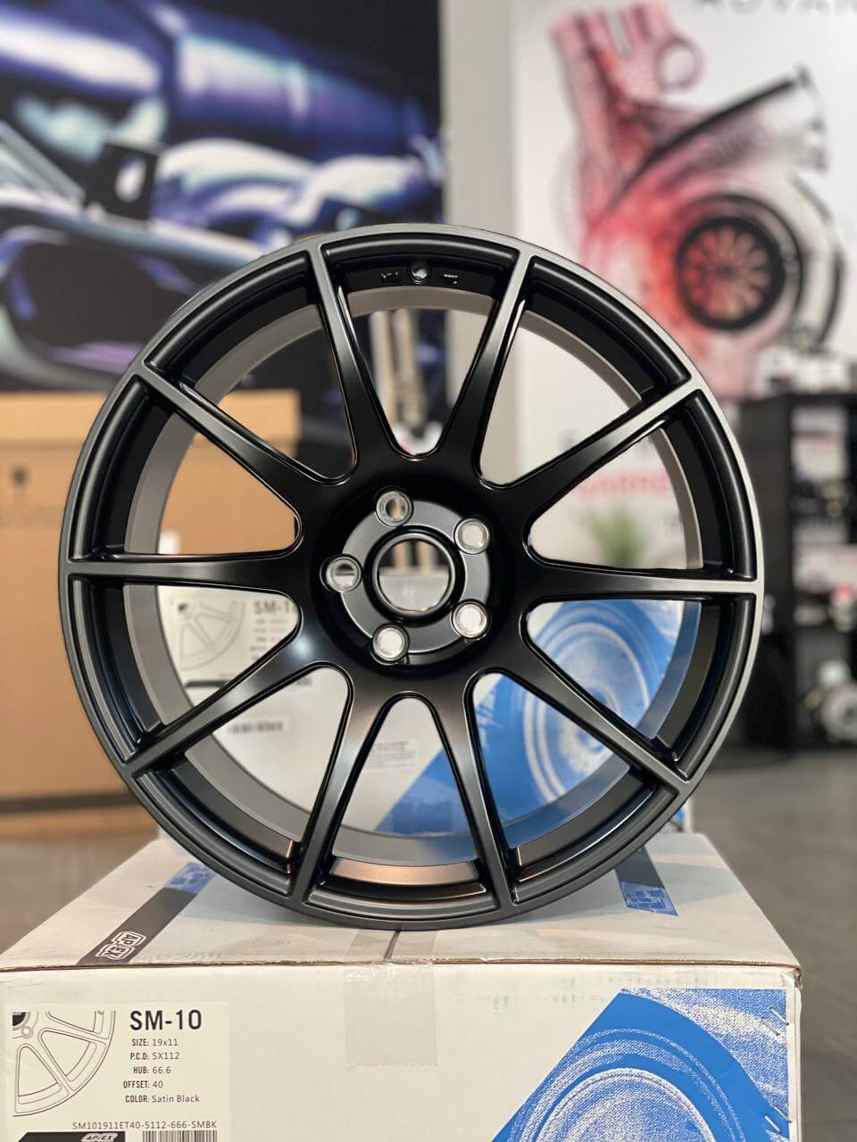 APEX Race SM101995ET25-5112-666-SMBK 19\" APEX SM-10 BMW 5X112MM WHEEL Satin Black Photo-1