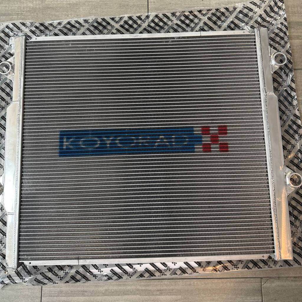 KOYO KL012068R Aluminum Radiator for TOYOTA FJ Cruiser 4.0L 2007-2014 / 4Runner 4.0L 2003-2009 Photo-6