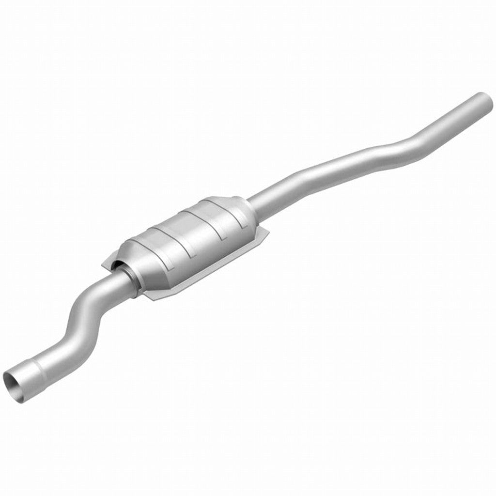 MAGNAFLOW 23033 Catalytic Converter Direct-Fit for DODGE D150 1982-1987 Photo-0