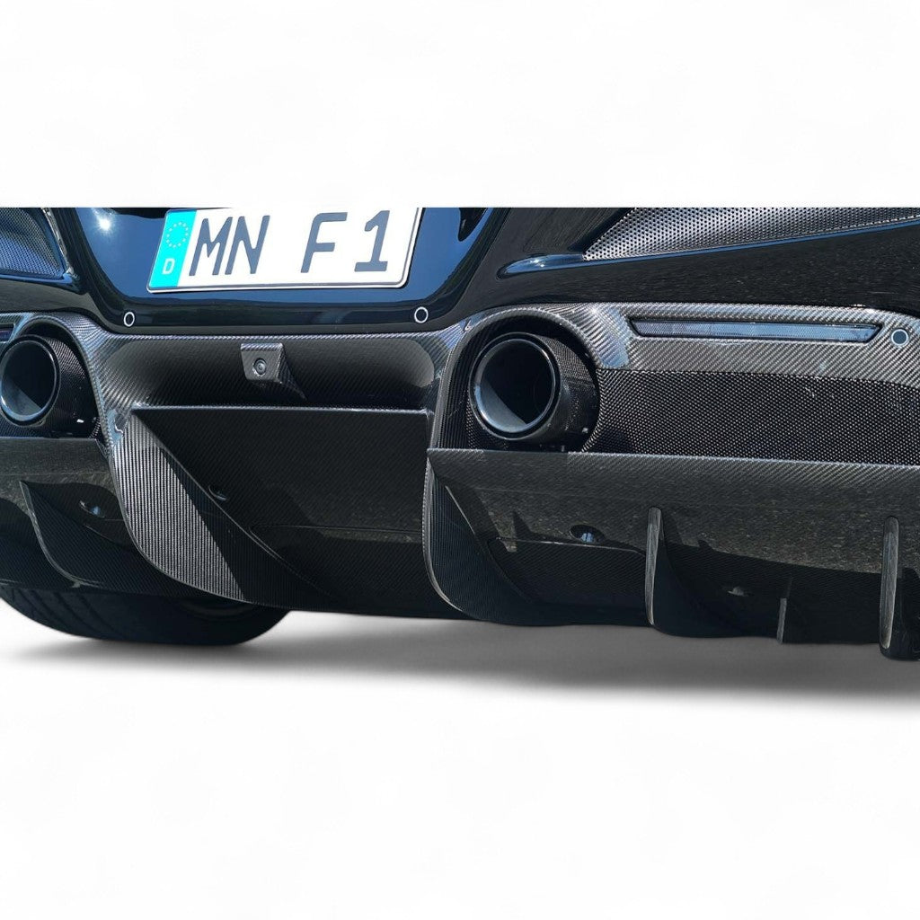 NOVITEC F6 444 56 Cover for Rear Diffuser Air-Opening (3 Parts), Visible Carbon for FERRARI F8 2019- Photo-1