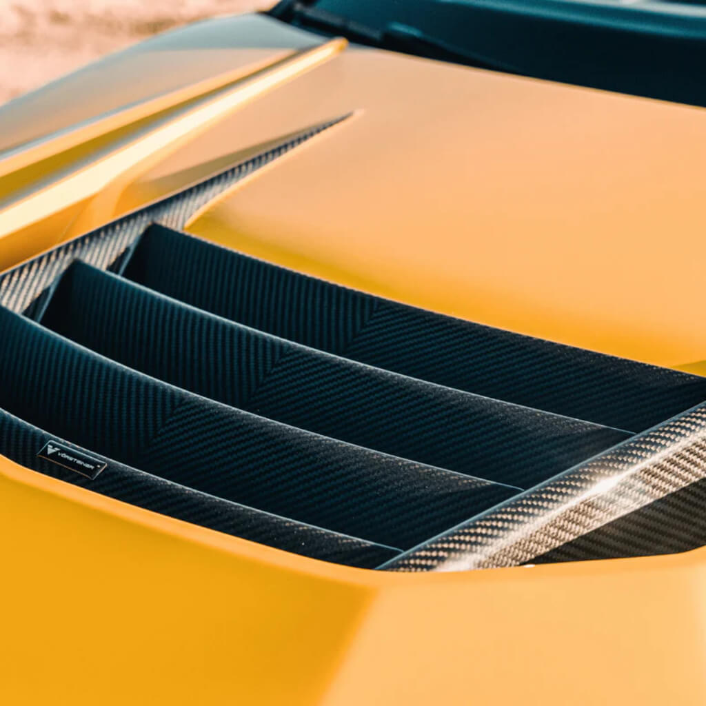 VORSTEINER 2010LOV Bonnet RAMPANTE EDIZIONE (Gloss Carbon) for LAMBORGHINI Urus 2018- Photo-9