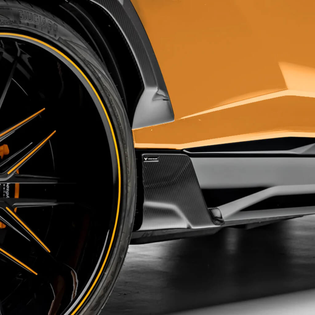 VORSTEINER 2030LOV Side Blades RAMPANTE EDIZIONE (Gloss Carbon) for LAMBORGHINI Urus 2023- Photo-1