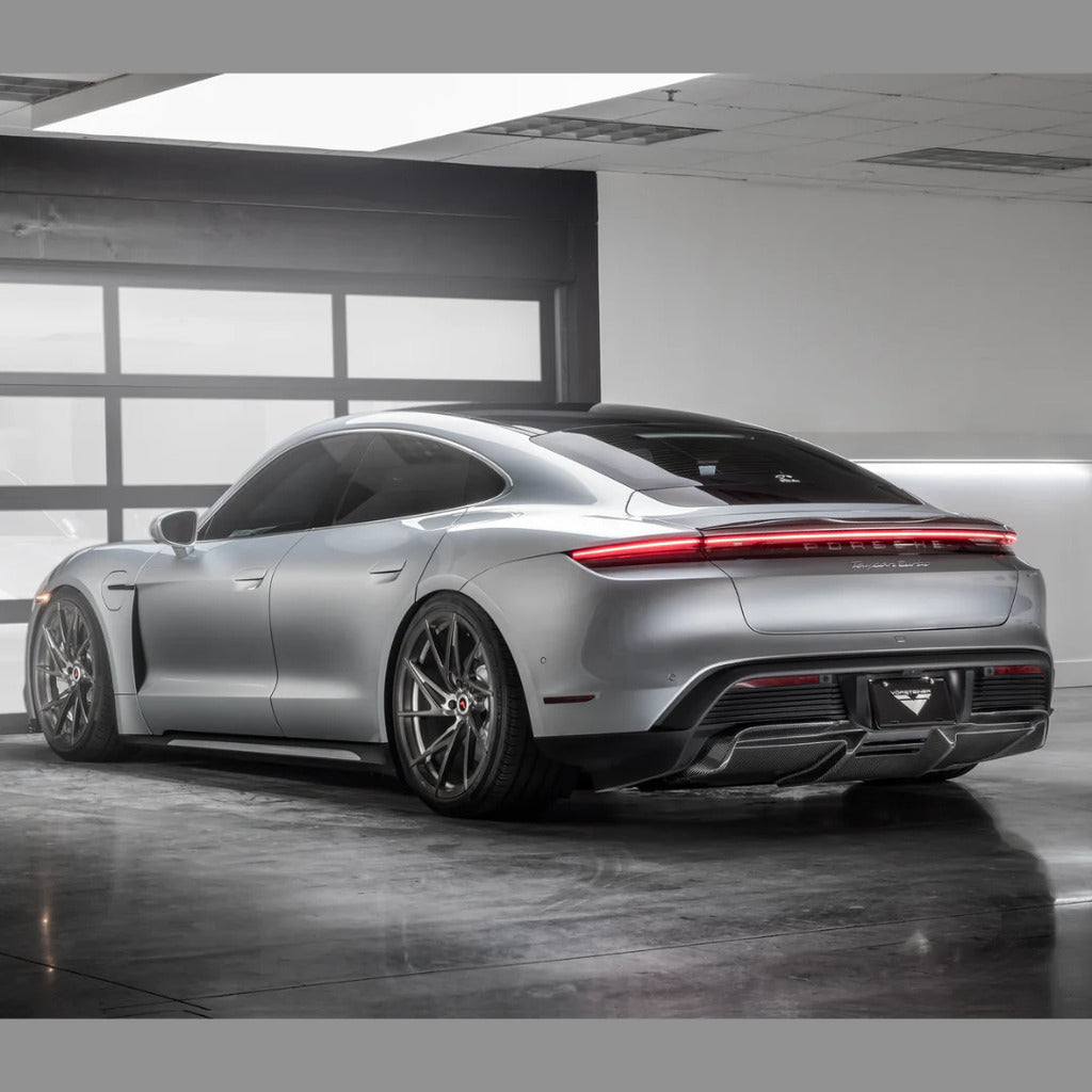 VORSTEINER POV3050 Rear Diffuser (Carbon) for PORSCHE Taycan Turbo / Turbo S 2020- Photo-5