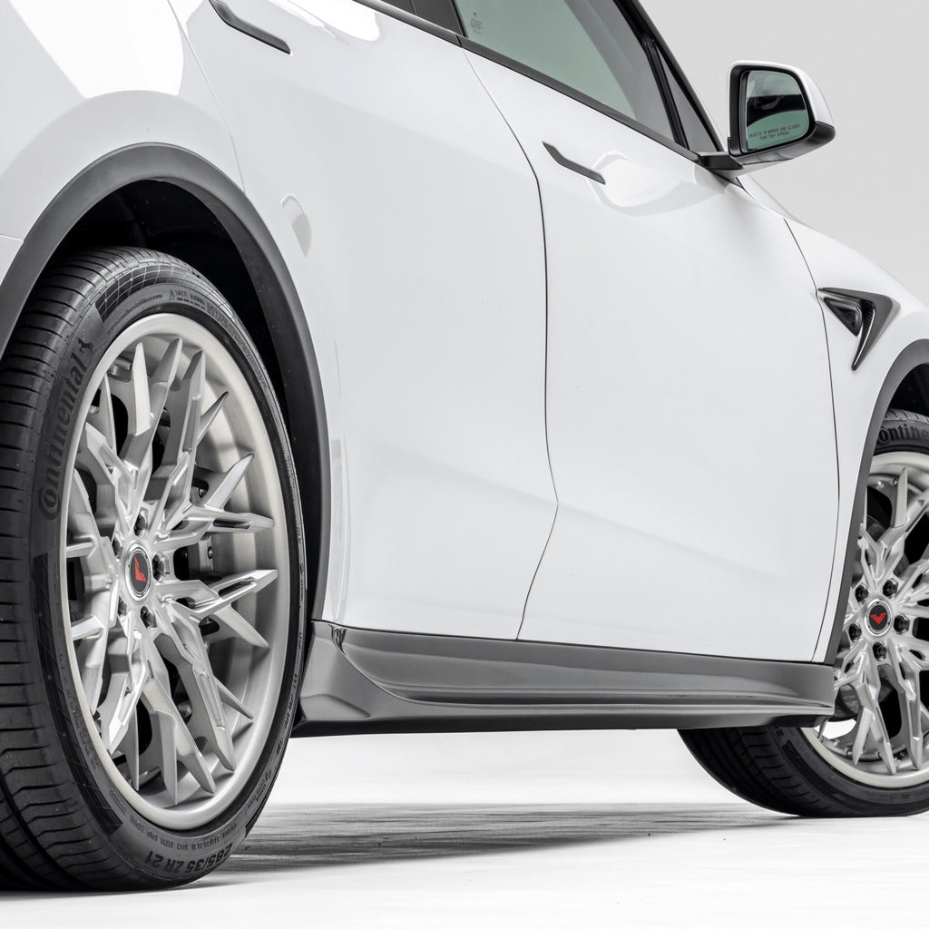 VORSTEINER TEV2030 Side Skirts VRS (Gloss Carbon) for TESLA Model Y 2020- Photo-1
