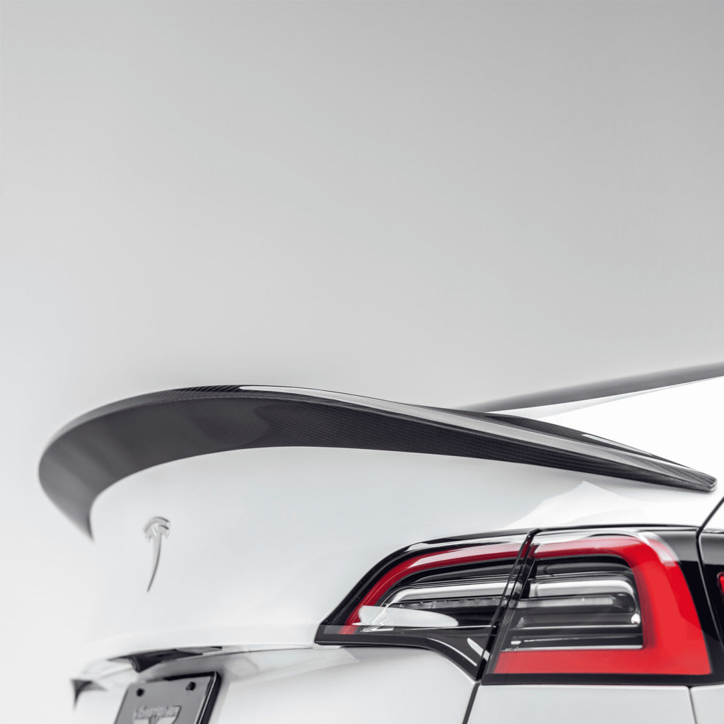 VORSTEINER TEV2060 Decklid Spoiler VRS (Gloss Carbon) for TESLA Model Y 2020- Photo-2