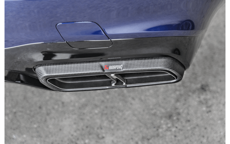 AKRAPOVIC TP-CT/46/M Tail pipe set (Carbon) - Matte MERCEDES-AMG E 63/E 63 S (W213) 2017-2019 ECE Type Approval Photo-2 