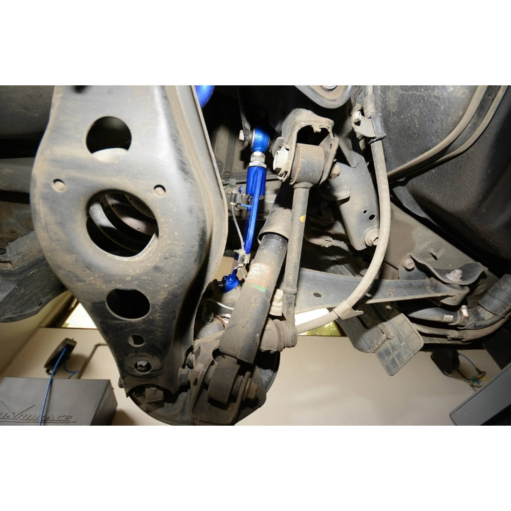 HARDRACE Q0046 ADJ. CAMBER/TOE/CASTER ARM- TOYOTA RAV4 06 Photo-6 