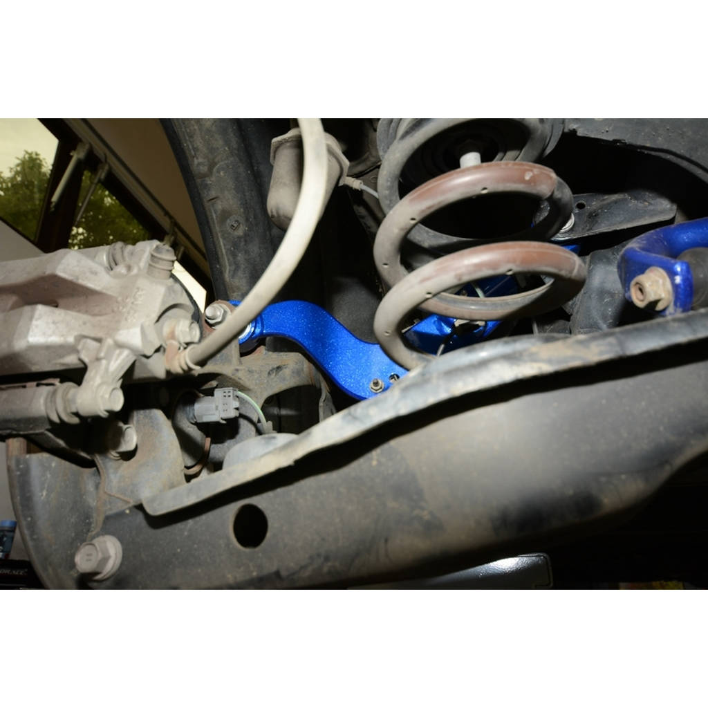 HARDRACE Q0046 ADJ. CAMBER/TOE/CASTER ARM- TOYOTA RAV4 06 Photo-7 