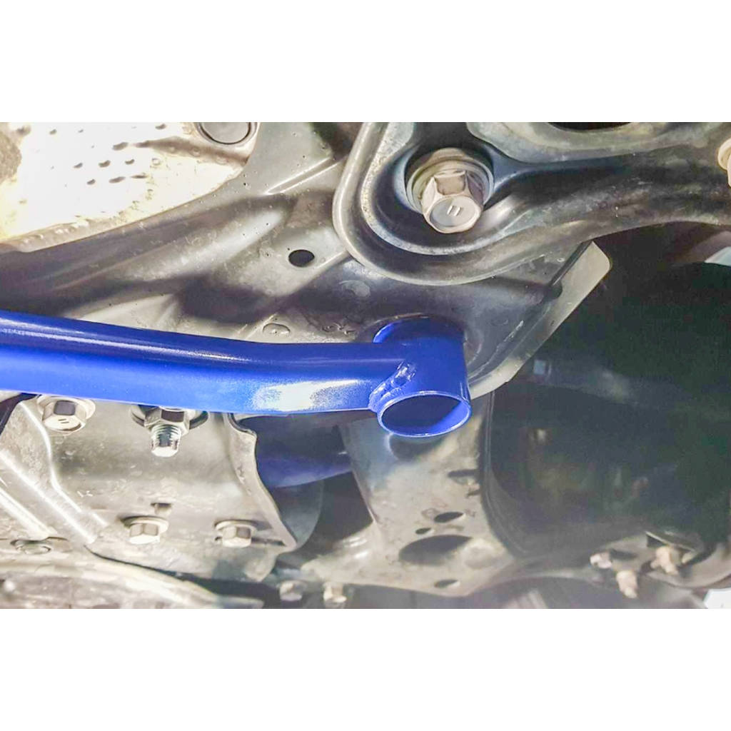 HARDRACE Q0501 BODY REINFORCED BAR TOYOTA PRIUS ALPHA ZVW40 12- Photo-3 