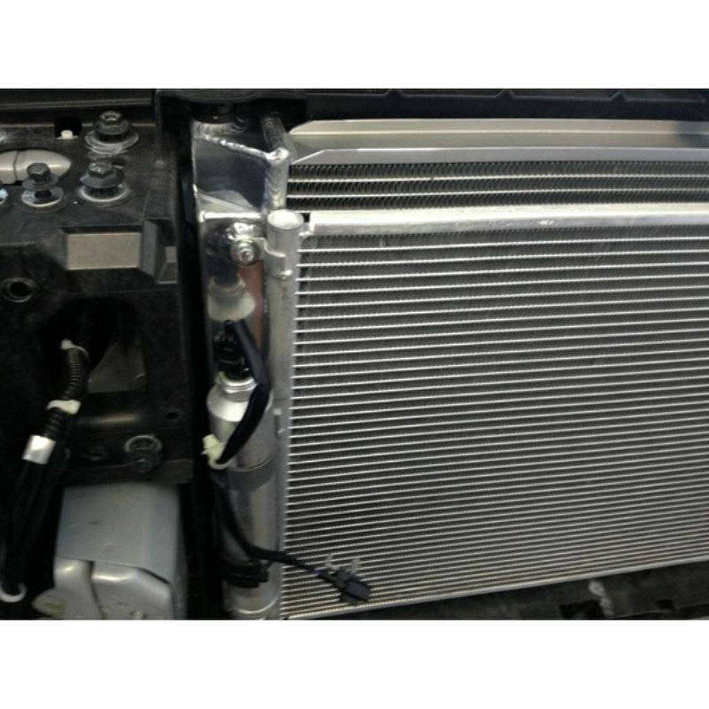 MISHIMOTO MMRAD-370Z-09 Radiator NISSAN 370Z 2009+ (Manual Transmission) Photo-3 