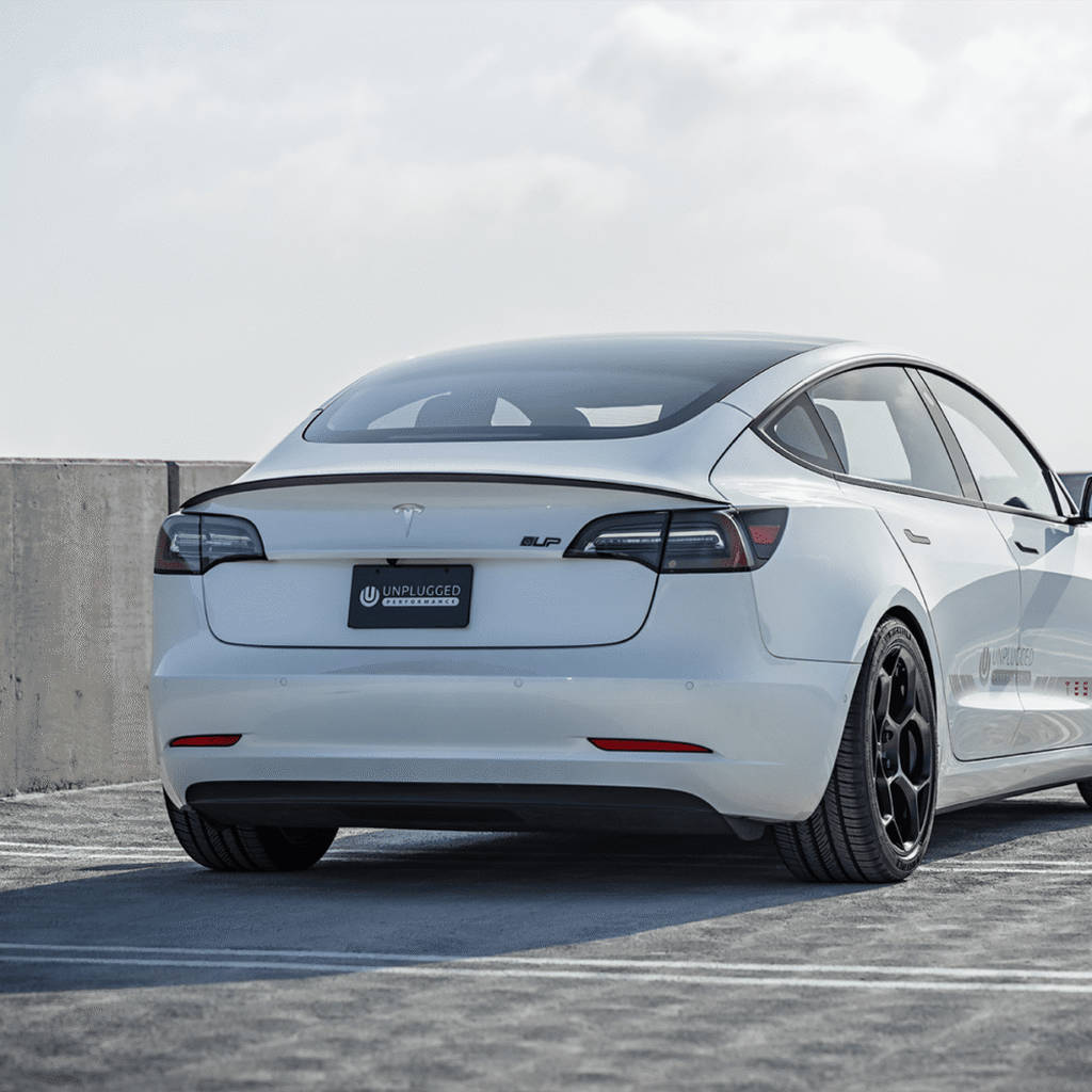 UNPLUGGED PERFORMANCE UP-M3-305-2.1 High Efficiency Trunk Spoiler, Autoclaved Dry Carbon, Satin Clear for TESLA Model 3 Photo-2 