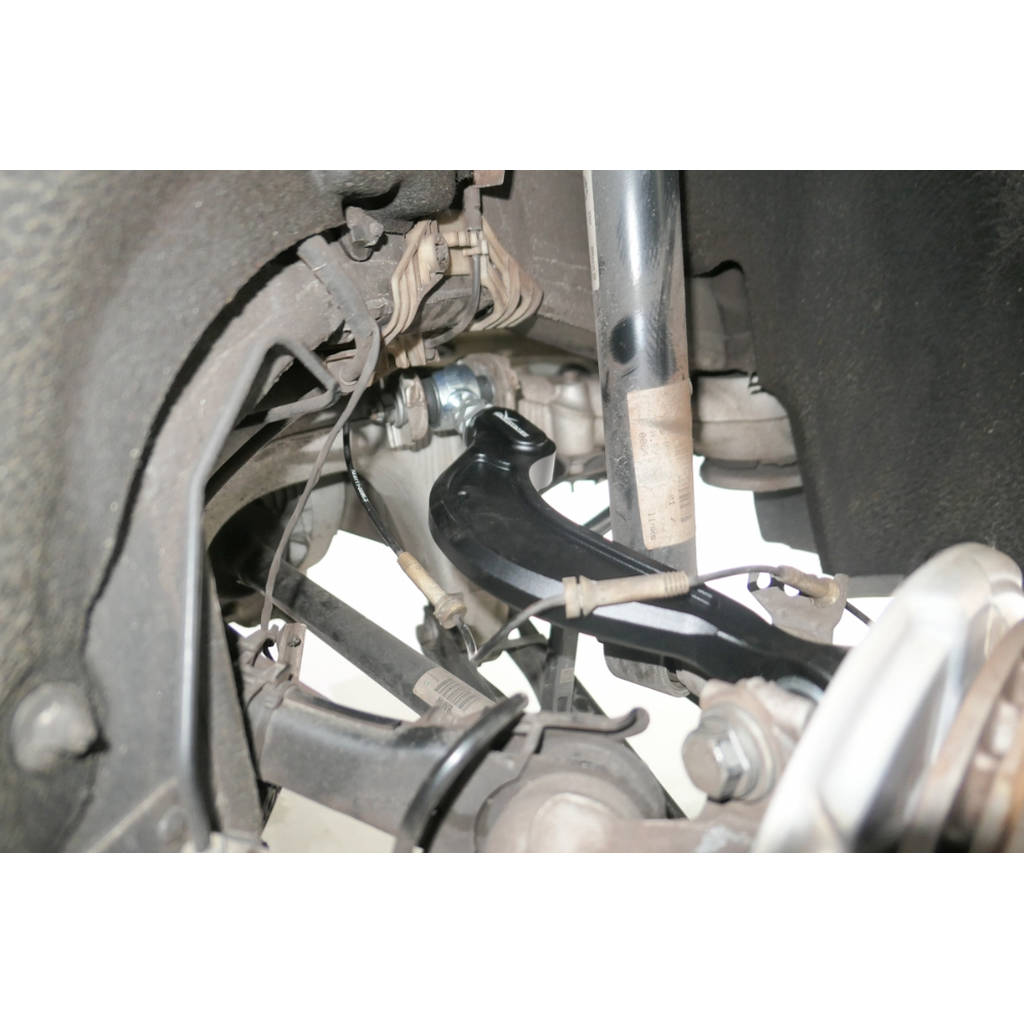 HARDRACE Q0545 BMW 5'S G30/7'S G11/G12/ 8'S G14/G15/G16 REAR UPPER CAMBER KIT (HARDEN RUBBER + PILLOW BALL) - 2PCS/SET Photo-6 