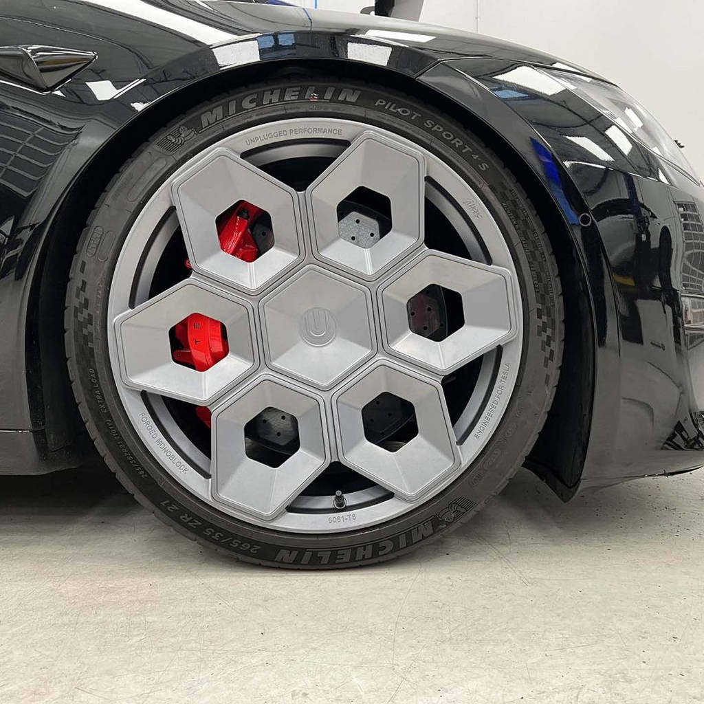 UNPLUGGED PERFORMANCE UP-CYBRHEX-DBL-012 Single Wheel UP CYBRHEX 22x10.5+35 - 5x114.3 / 5x120, Double Drilled, Gloss Black for TESLA Cybertruck / Model Y Photo-15 