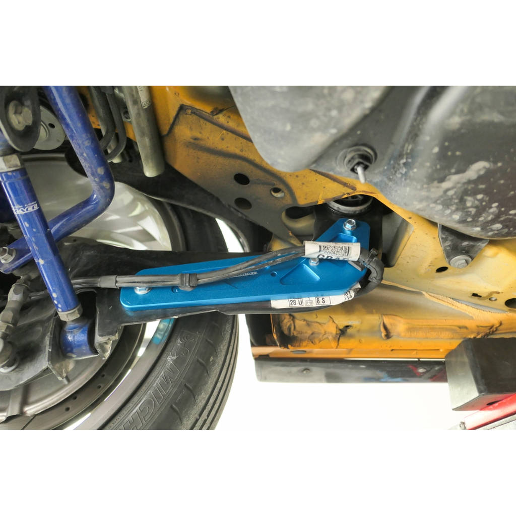 HARDRACE Q0870 Rear Trailing Arm REINFORCEMENT Brace - 2PCS / SET for MULTI-LINK Rear AXLE for FORD FOCUS MK4 '19- Photo-1 