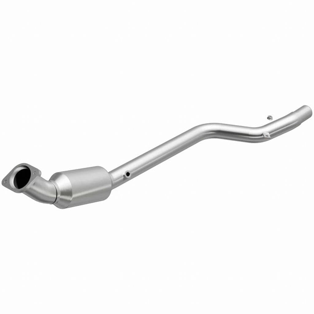MAGNAFLOW 4561539 Catalytic Converter Direct-Fit California Grade for CHRYSLER 300 2005-2006 Photo-0 