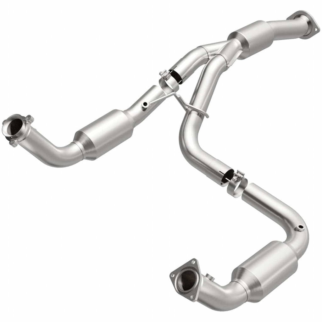 MAGNAFLOW 5582113 Catalytic Converter Direct-Fit California Grade for CHEVROLET Express 2500 2012-2017 Photo-0 
