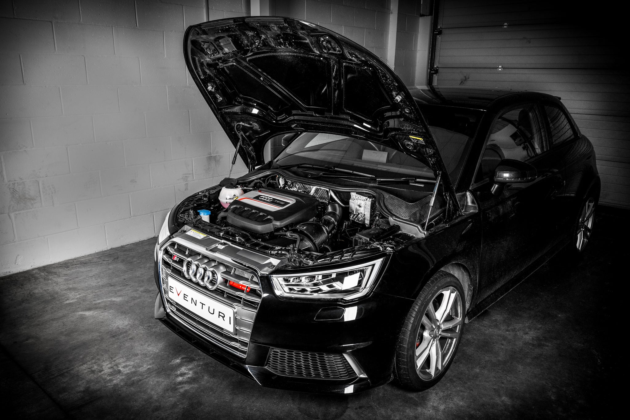 EVENTURI EVE-S1-CF-INT AUDI S1 2.0 TFSI - Black Carbon Intake Photo-6 