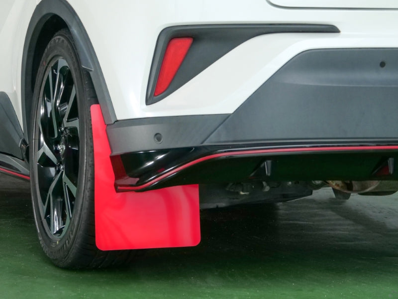 CUSCO 1A7 851 RR Mud Flaps Rear (red) for TOYOTA C-HR (ZYX10/ZYX11/NGX10/NGX50) 2016- Photo-1 