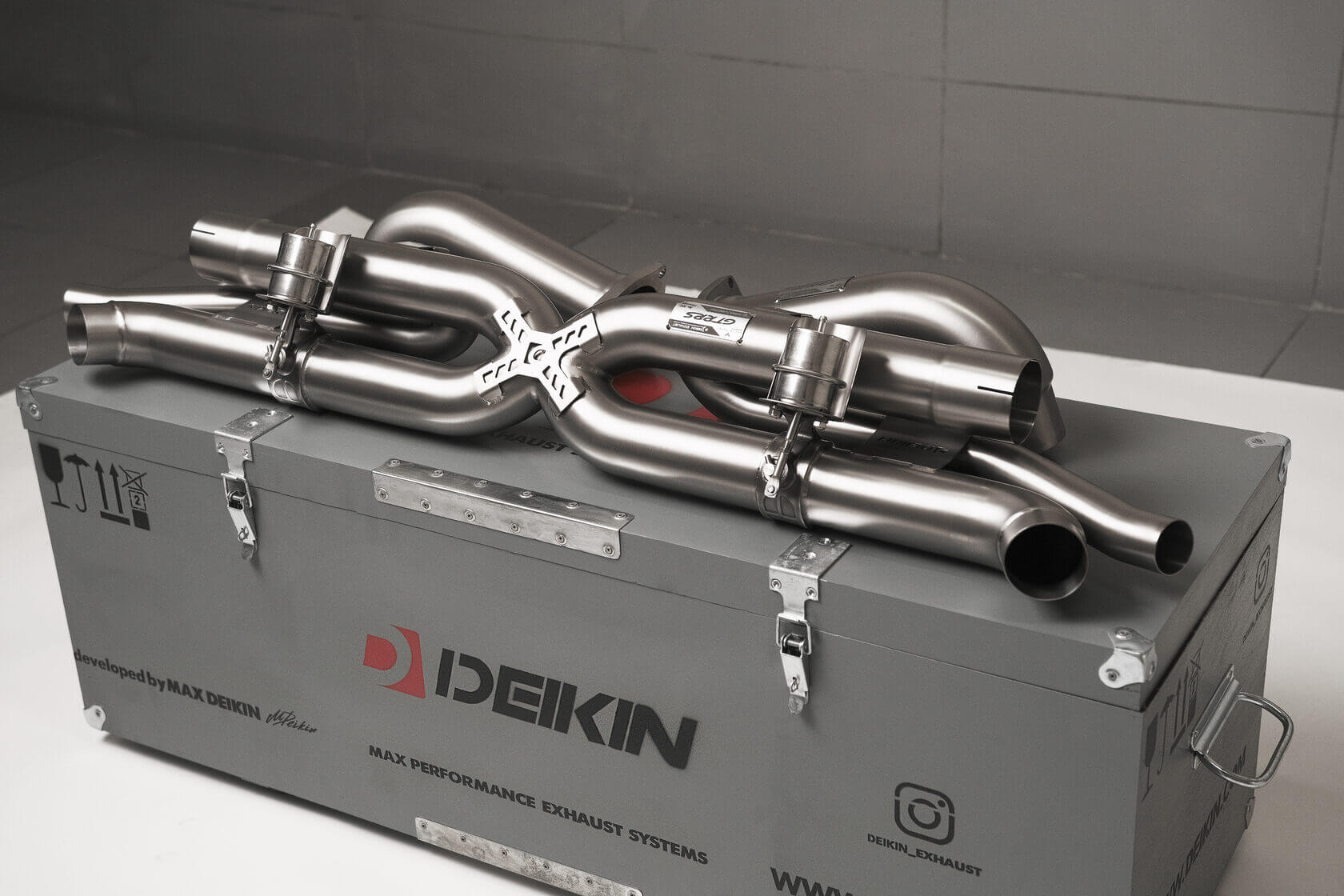 DEIKIN 10-PO.911.T/TS.991.2/R-ES-Ti-00 Exhaust system "Race" Titan for Porsche 911 Turbo/Turbo S (991.2) complete with downpipes without HeatShield Photo-3 