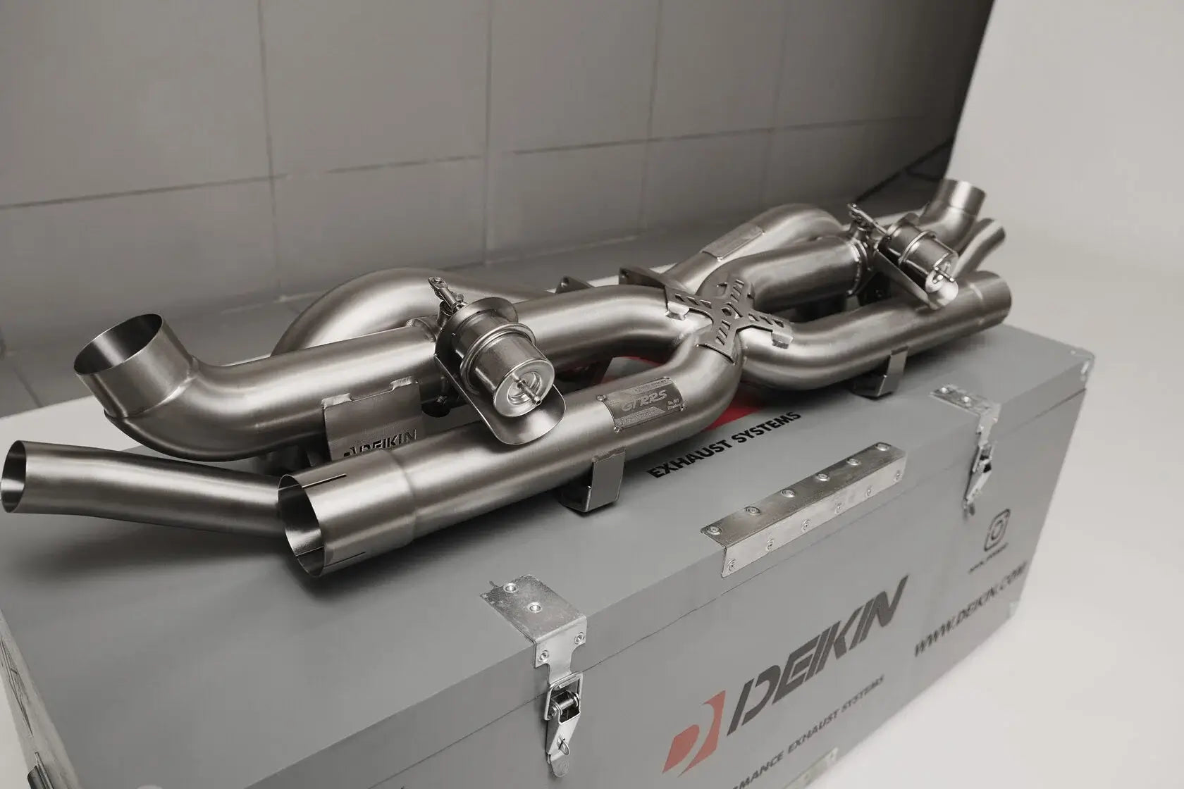 DEIKIN 10-PO.911.T/TS.991.2/R-ES-Ti-00 Exhaust system "Race" Titan for Porsche 911 Turbo/Turbo S (991.2) complete with downpipes without HeatShield Photo-6 