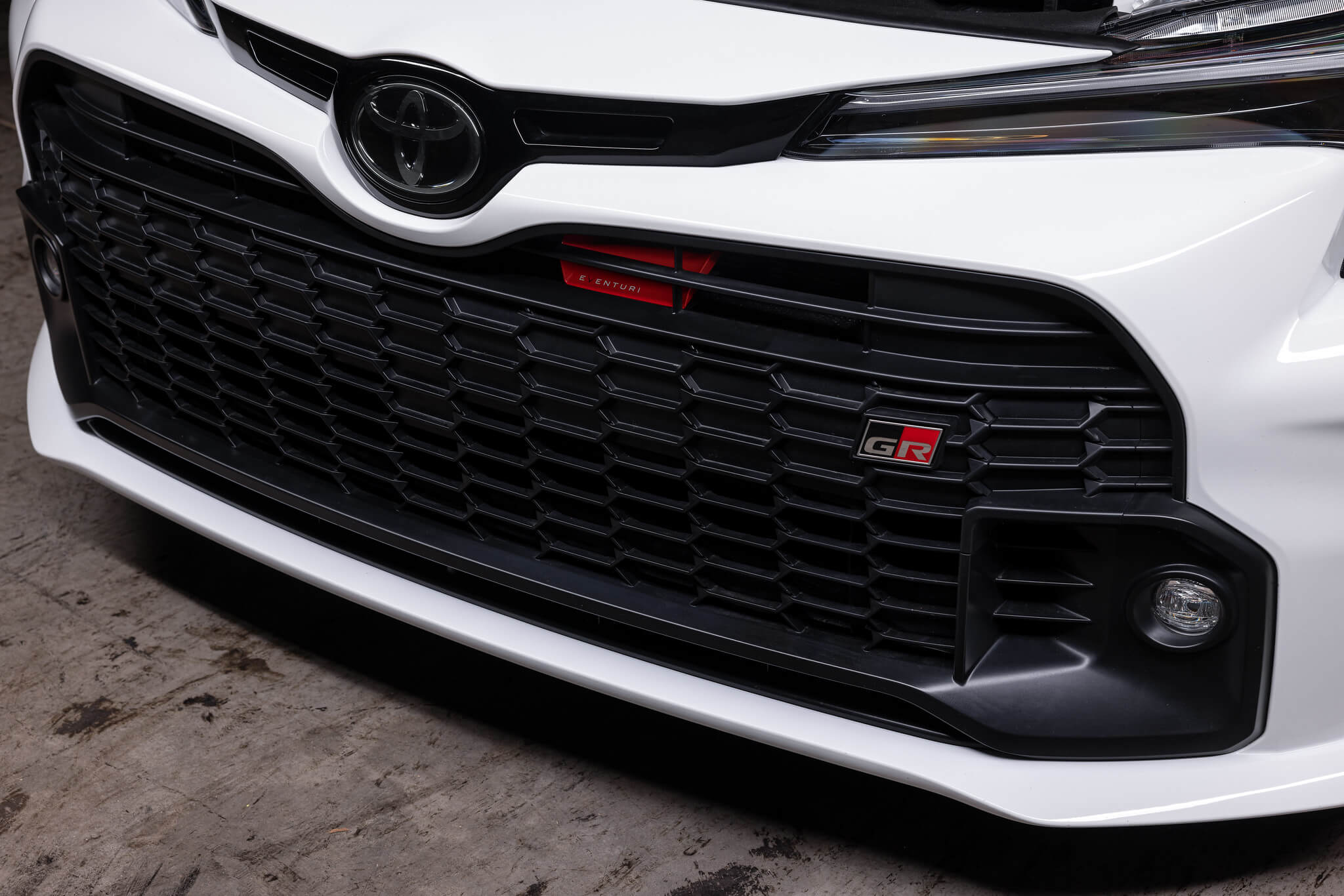 EVENTURI EVE-GR4CR-CF-INT Carbon Intake System (Gloss Finish) for TOYOTA GR Corolla 2022-2023 Photo-4 