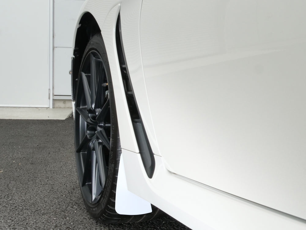 CUSCO 6C1 850 FW Sports flaps for front set (white) for TOYOTA GR 86/SUBARU BRZ Photo-1 