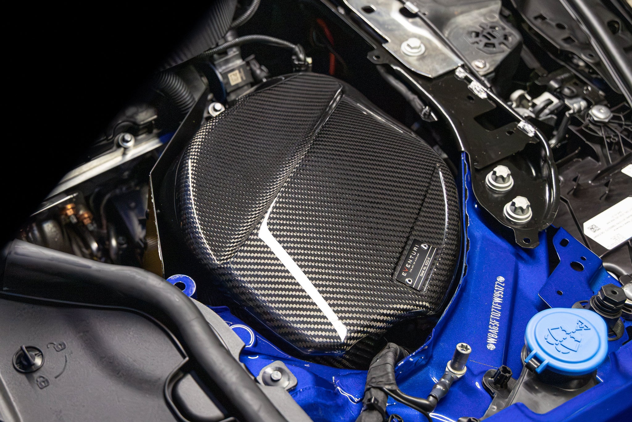 EVENTURI EVE-G20B58N2-CF-INT Air Intake System (Carbon) for BMW M340i (G20 / G21) / M440i (G22 / G23 / G26) 2025- Photo-8 