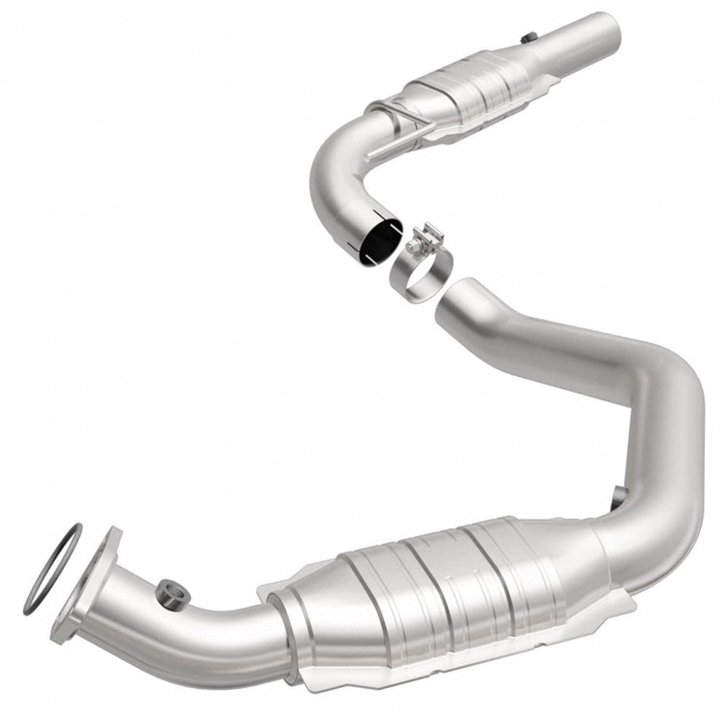MAGNAFLOW 447267 Catalytic Converter Direct-Fit California Grade for CHEVROLET Express 2500 2003-2005 Photo-0 