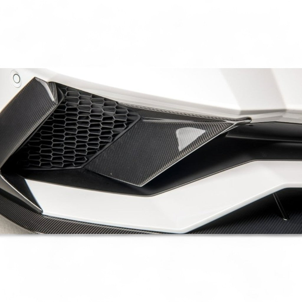 NOVITEC L6 111 67 Front Cover, Visible Carbon for LAMBORGHINI Aventador S / Aventador Ultimae Photo-1 